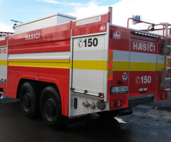 Slávnostné odovzdanie zrepasovanej hasičskej techniky Tatra 815 