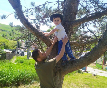 Materská škola / Výsadba stromčekov - Pagaštan konský - foto Materská škola / Výsadba stromčekov - Pagaštan konský - foto