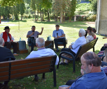 Jednota dôchodcov / Jednota dôchodcov na festivale v susednej obci Jarabina - foto