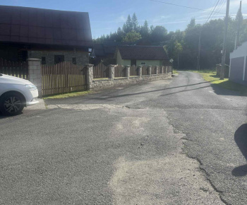 Projekty / Projekt - Rekonštrukcia miestnej komunikácie - foto