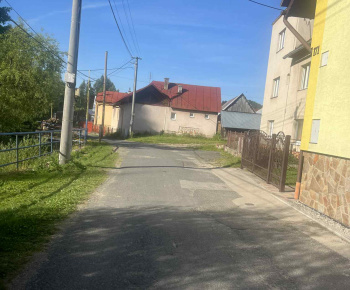 Projekty / Projekt - Rekonštrukcia miestnej komunikácie - foto
