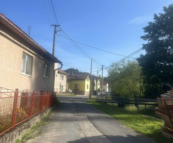 Projekty / Projekt - Rekonštrukcia miestnej komunikácie - foto