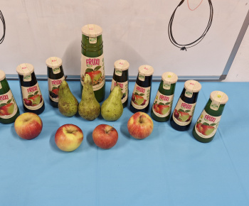 aktuality / Ochutnávka čerstvého ovocia a 100% štiav - foto